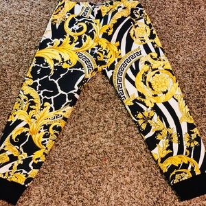 versace sweat outfit